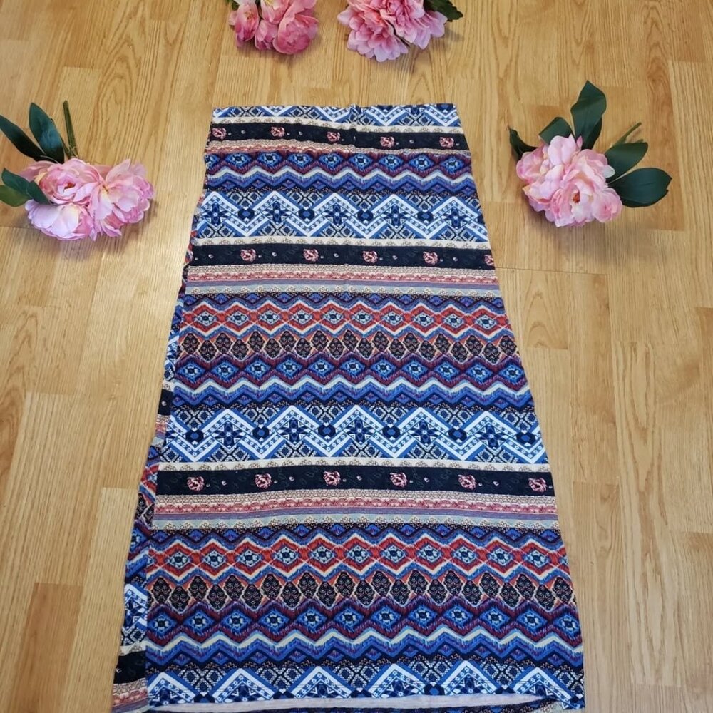 Pretty XL boho Navajo skirt in the softest, comfiest style. - Picture 2 of 10